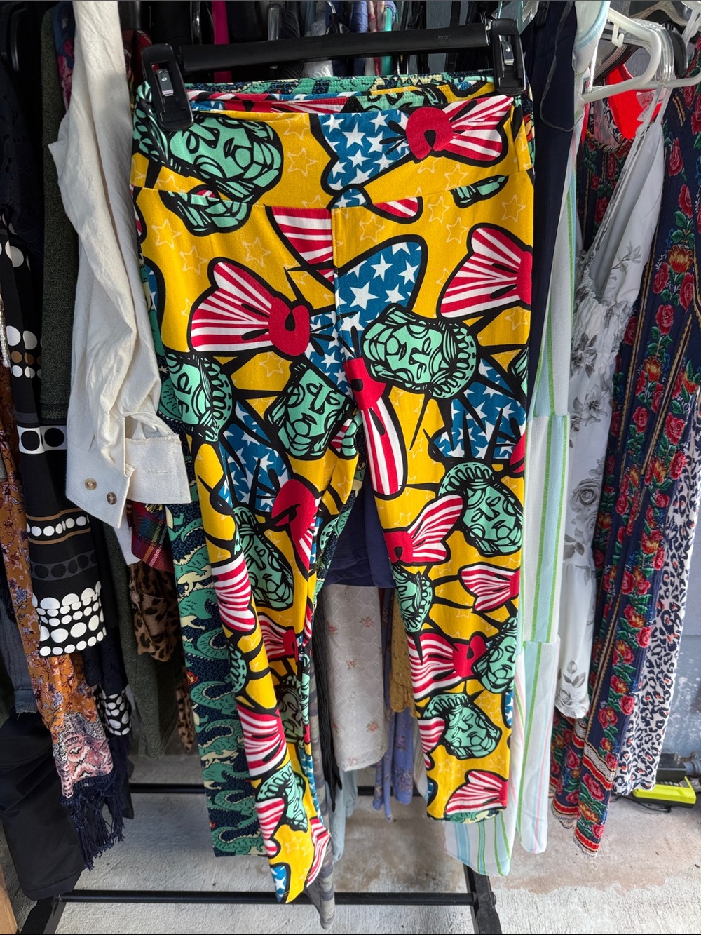 LuLaRoe Yellow Patriotic Butterfly Print Leggings